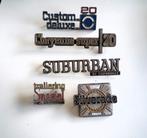 Div. Amerikaanse metalen emblemen jaren 60-70., Verzamelen, Ophalen of Verzenden, Gebruikt, Auto's