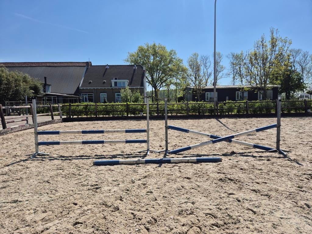 2 hindernissen, Dieren en Toebehoren, Ophalen, Springen