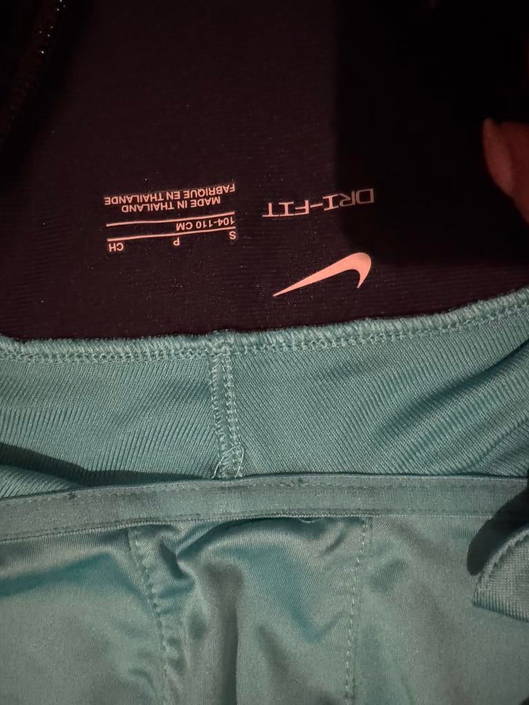 Originele Nike trainingspakjes maat 104/110, Ophalen of Verzenden, Gebruikt, Jongen of Meisje