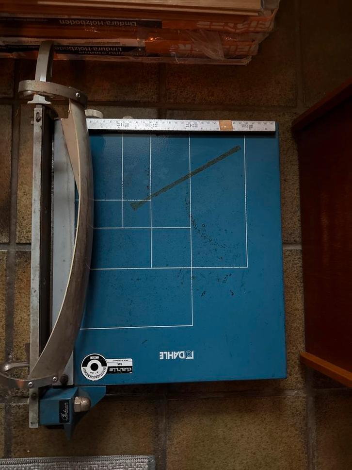 Dahle Papiersnijder / Snijmachine, Hobby en Vrije tijd, Knutselen, Gebruikt, Overige typen, Ophalen