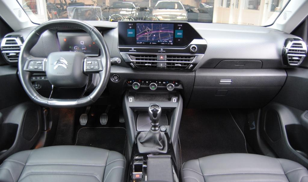 Citroën C4 1.2 PT. Shine | Apple Carplay | Stoelverwarming, Adaptive Cruise Control, Gebruikt, Euro 6, 1199 cc