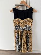 Guess jurk small, Kleding | Dames, Jurken, Maat 38/40 (M), Zwart, Ophalen of Verzenden, Gedragen