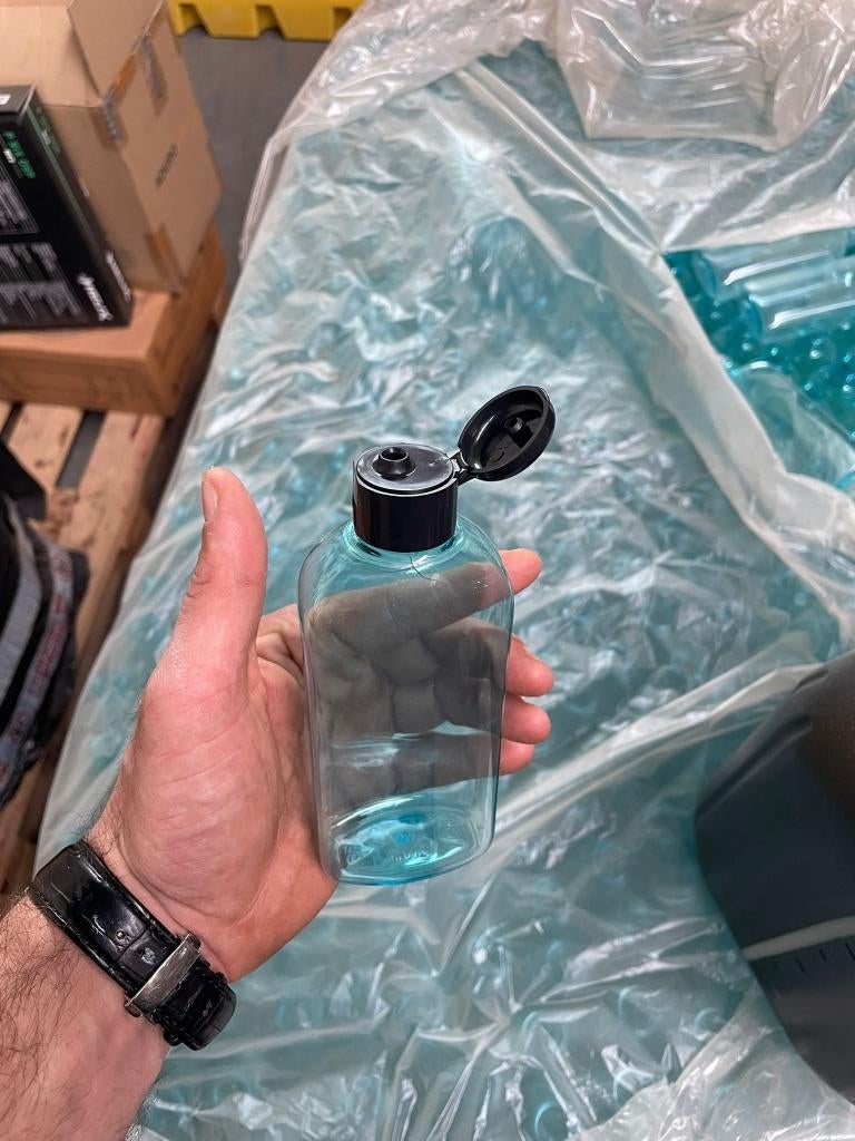 Partij 1000 PET flesjes + HDPE kannen | Opruiming, Verzamelen, Rookartikelen, Aanstekers en Luciferdoosjes, Ophalen, Nieuw, Overige typen