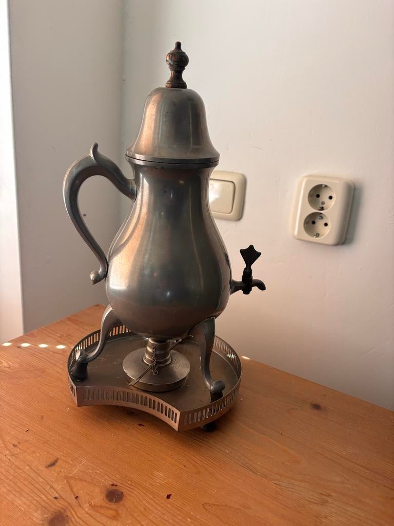 Antieke tinnen kraantjeskan met spiritusbrander, Ophalen of Verzenden