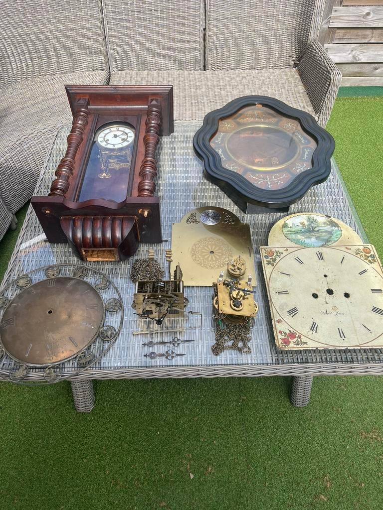 Klok restand onderdelen voor iemand die het gebruiken kan, Antiek en Kunst, Antiek | Klokken, Ophalen