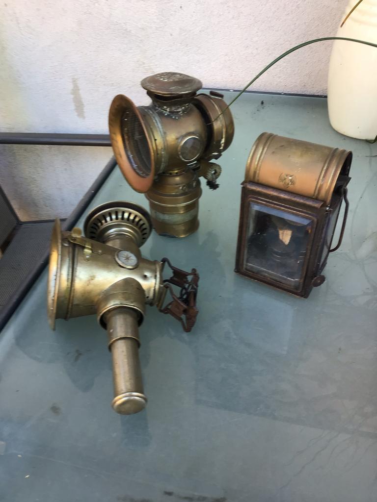 3 antieke lampen (carbietlamp—kaarsenfietslamp—stallampje), Antiek en Kunst, Antiek | Koper en Brons, Ophalen of Verzenden