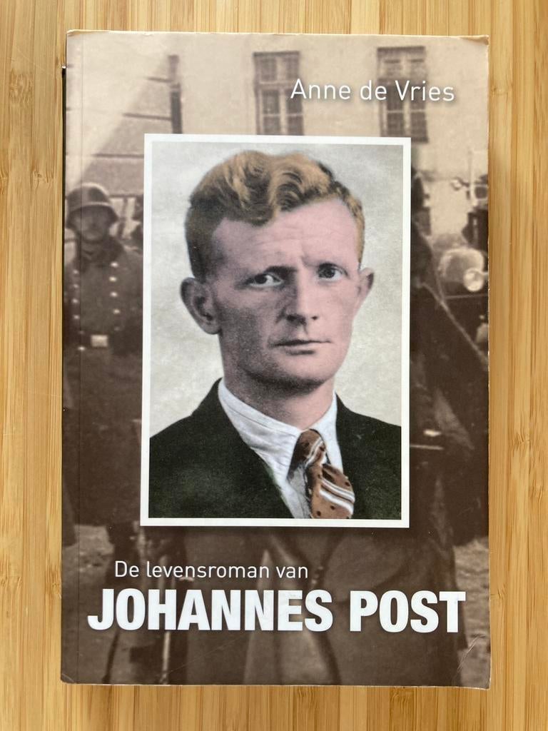 Anne de Vries - De levensroman van Johannes Post, Boeken, Tweede Wereldoorlog, Ophalen of Verzenden, Zo goed als nieuw, Overige onderwerpen
