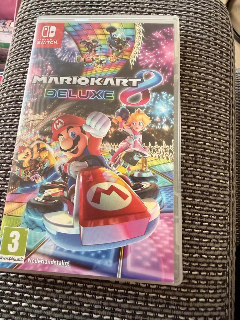 Mario Kart 8 Deluxe Nintendo Switch, Spelcomputers en Games, Games | Nintendo Switch, Verzenden, Racen en Vliegen, Eén computer