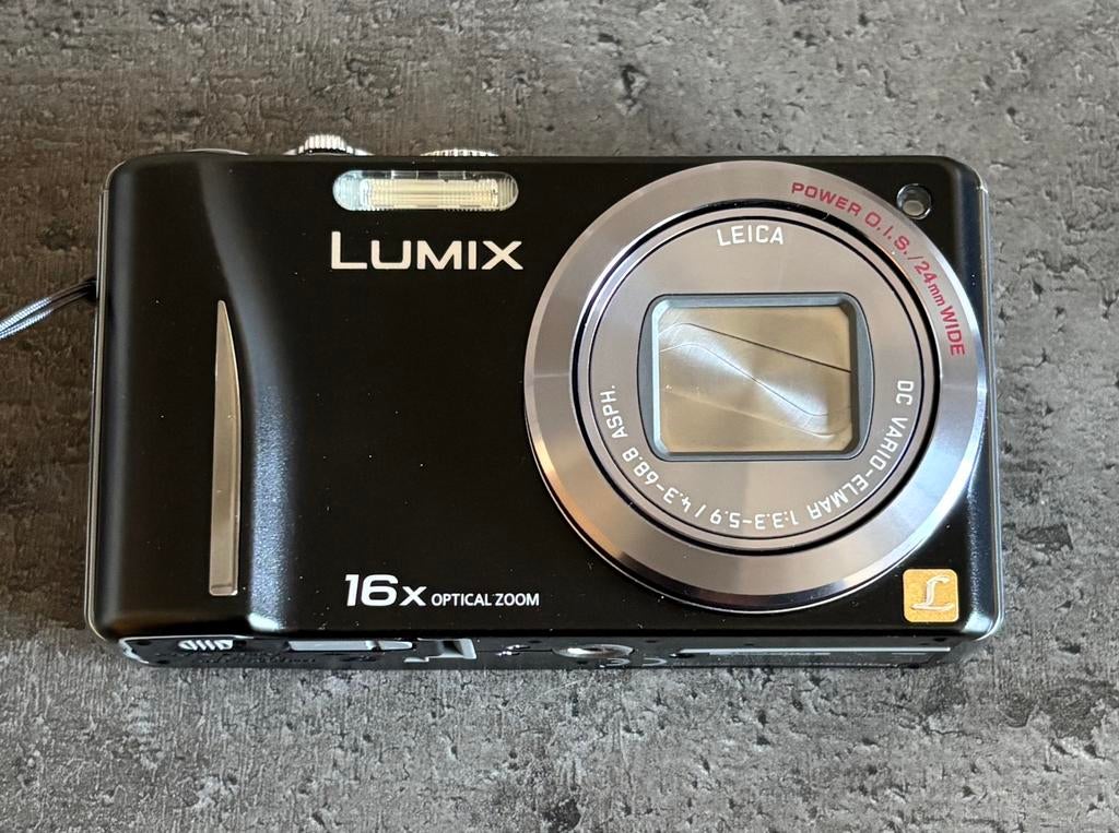 Panasonic lumix   TZ 7 en TZ 18 in hoesjes en 1 oplader, Ophalen of Verzenden, Zo goed als nieuw, Overige Merken, 8 keer of meer