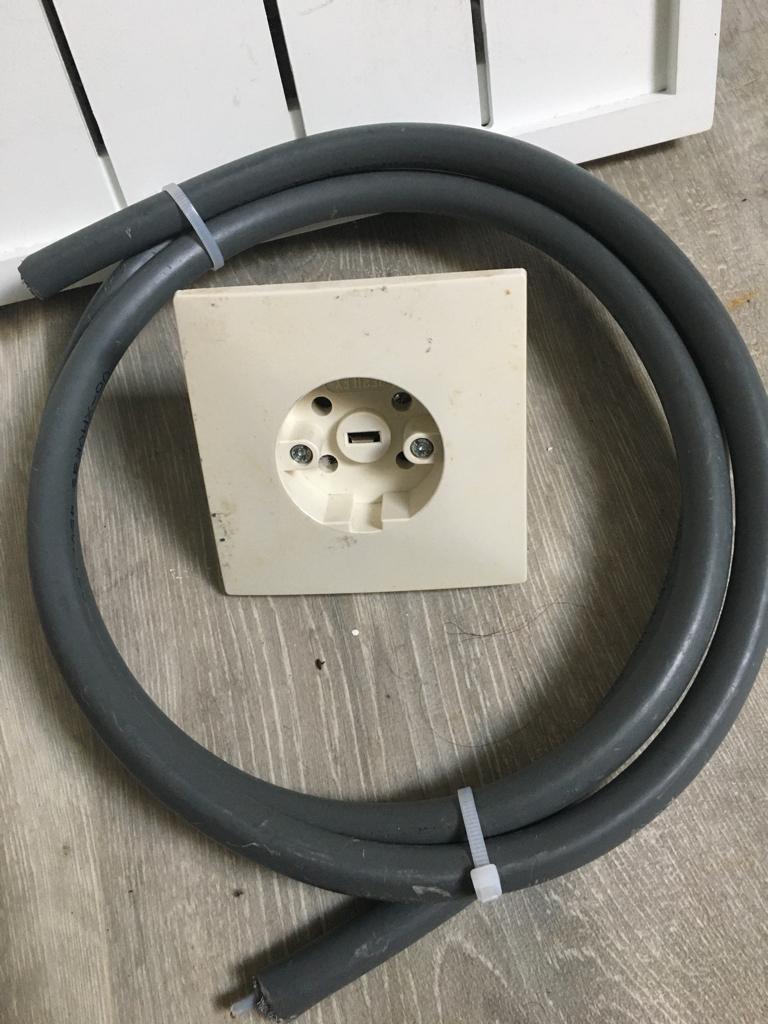 Perilex stopcontact + kabel 1 m, Ophalen of Verzenden, Stopcontact