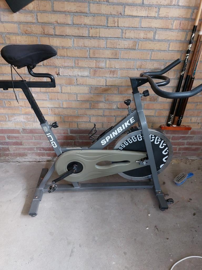 Hometrainer spinbike, Ophalen, Gebruikt, Hometrainer