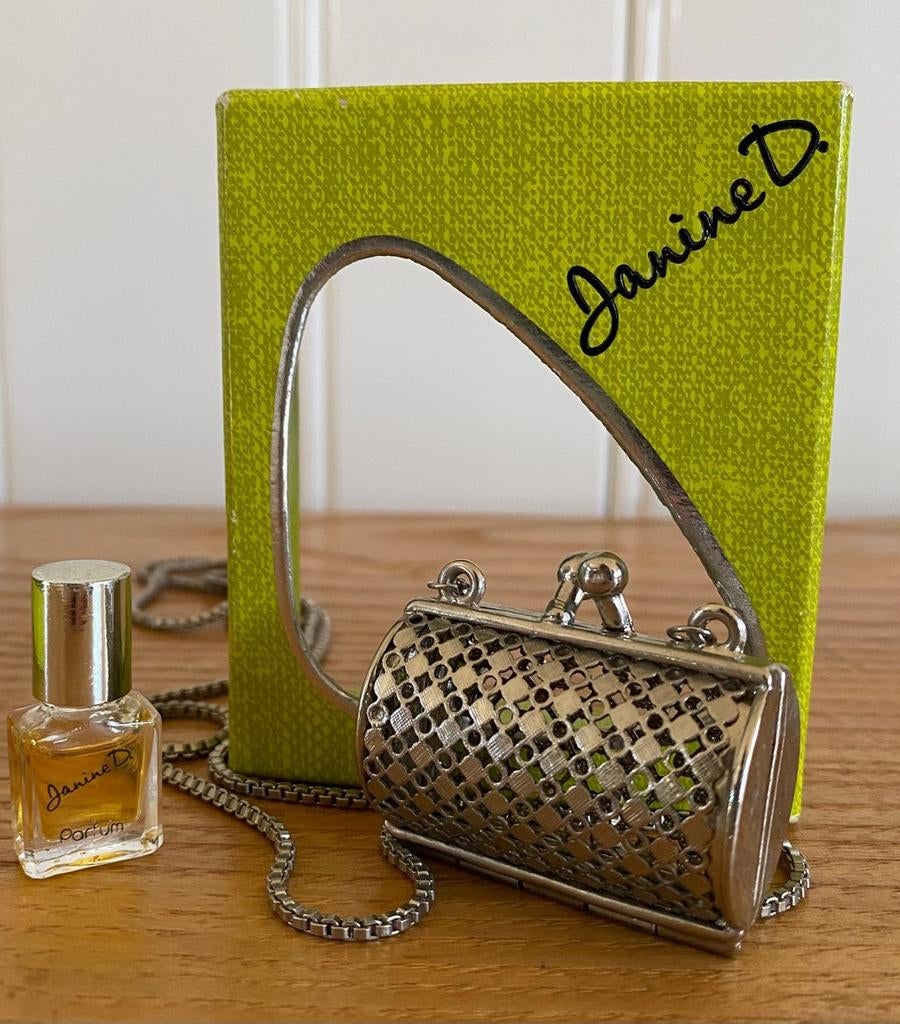 Janine D. Parfumketting., Ophalen of Verzenden, Zo goed als nieuw, Toebehoren