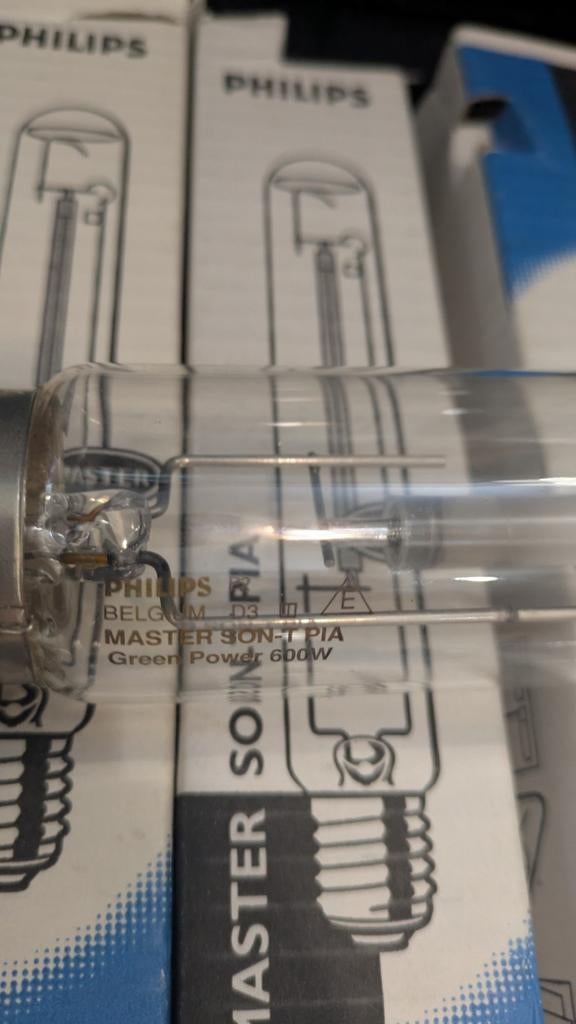 Philips sodium gloeilamp 600W + lampenkappen, Ophalen of Verzenden, Nieuw, Kweeklamp