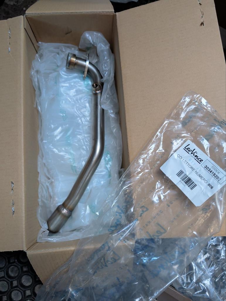 NIEUW: LeoVince Reserveonderdeel Set Uitlaatpijp 303419202R, Ophalen of Verzenden, Nieuw