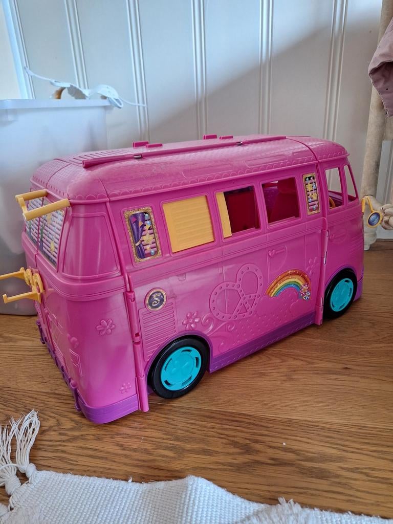 Barbie camper en barbie spullen, Ophalen