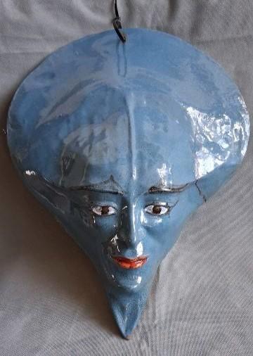 Wie kent kunstenaar Masker, Antiek en Kunst, Antiek | Keramiek en Aardewerk, Ophalen of Verzenden