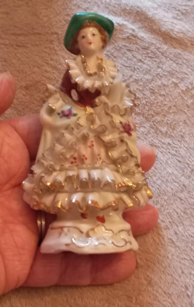 Vintage Herford Porseleinen Beeldje Dame met Hoed, Ophalen of Verzenden
