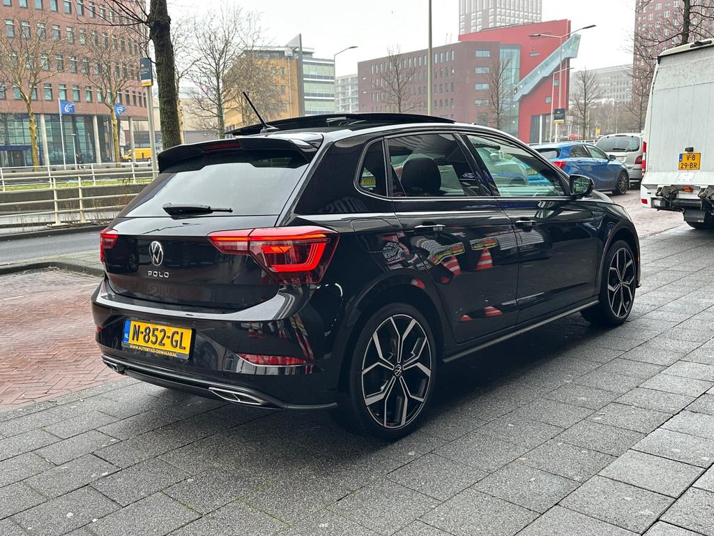 Volkswagen Polo 1.0 TSI R-Line Aut Navi Camera Carplay Pano, Auto's, Volkswagen, Stof, Gebruikt, Euro 6, 95 pk