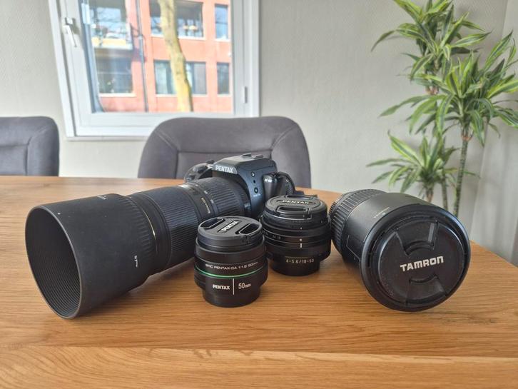 Pentax K-S2 Spiegelreflex Camera + 4 Lenzen + Extra Accu, Audio, Tv en Foto, Fotocamera's Digitaal, Pentax, Ophalen of Verzenden