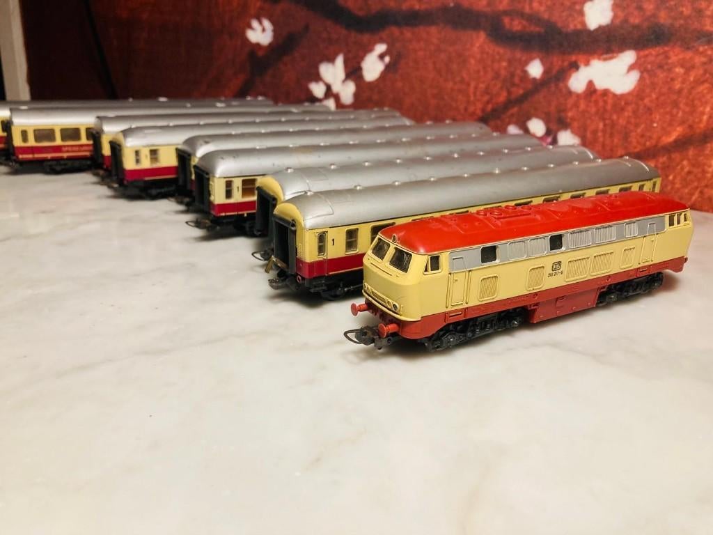 Lima DB Reingold diesel + 8 rijtuigen, Gelijkstroom of Wisselstroom, Ophalen of Verzenden, Analoog, Lima