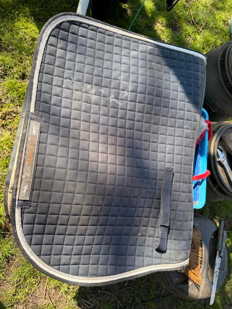 Heel veel paardenspullen. Paardendekjes, dressuur en spring, Dieren en Toebehoren, Ophalen