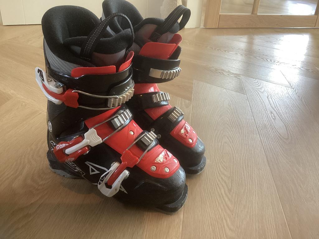 Skischoen nordica kind 33, 255 mm, 100 tot 140 cm, Schoenen, Ophalen of Verzenden, Zo goed als nieuw