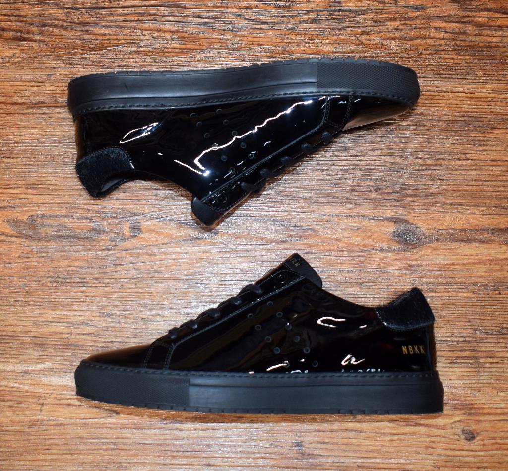 NUBIKK - leren glanslak sneakers black - maat 41, Kleding | Dames, Schoenen, Nubikk, Zwart, Nieuw, Ophalen of Verzenden