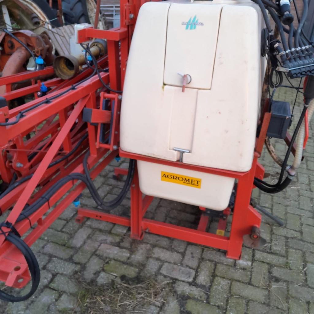 Agromet/ veldspuit, Zakelijke goederen, Agrarisch | Werktuigen, Ophalen of Verzenden, Akkerbouw, Oogstmachine