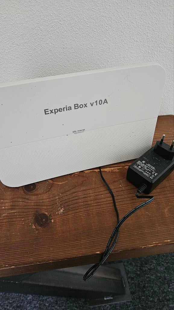 Experiabox v10A, Computers en Software, Routers en Modems, Ophalen of Verzenden, Zo goed als nieuw