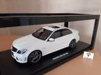 Mercedes C63 AMG 2007 Diamond White van GT Spirit 1:18, Hobby en Vrije tijd, Modelauto's | 1:18, Overige merken, Auto, Nieuw, Ophalen of Verzenden