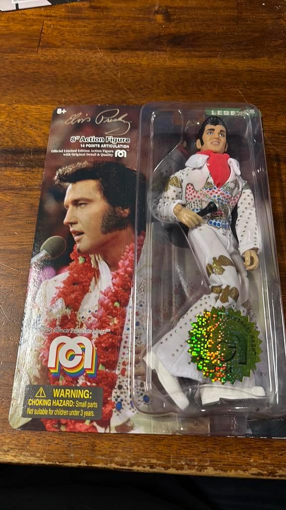 Mego Elvis Presley Aloha from Hawaii sealed doll limited, Verzamelen, Muziek, Artiesten en Beroemdheden, Nieuw, Pop, Beeldje of Miniatuur