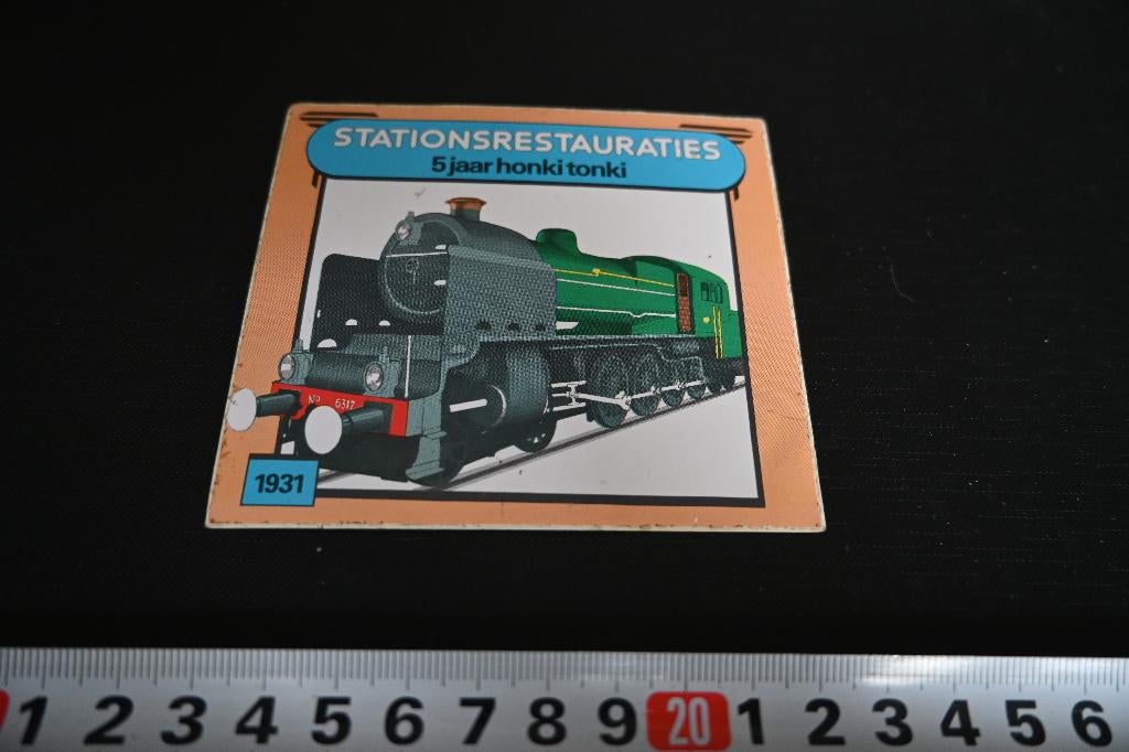 sticker NS Stationsrestauratie 5 jaar Honki Tonki 1931, Verzamelen, Ophalen, Zo goed als nieuw