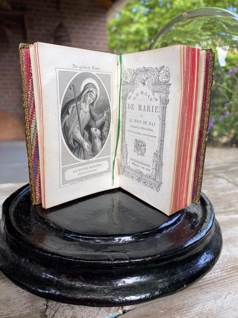 Le mois de Marie - klein gebedsboekje Frankrijk, Antiek en Kunst, Antiek | Religie, Ophalen of Verzenden