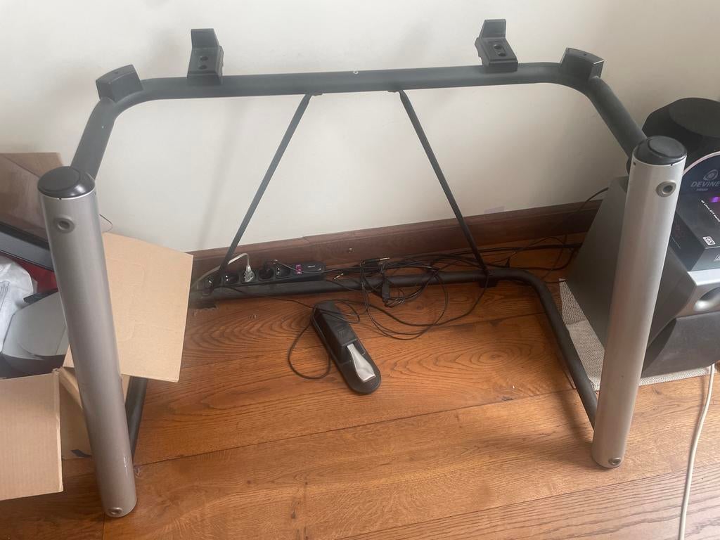 Yamaha L7-S standaard voor Tyros en Genos, Muziek en Instrumenten, Ophalen of Verzenden, Zo goed als nieuw, Instrumentstandaard