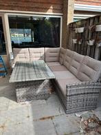 Loungebank en tafel, Ophalen, 5 zitplaatsen, Gebruikt, Loungeset