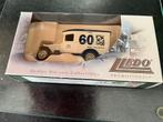 Lledo Promotionele Modelauto - DAVO 60 Jaar, Overige merken, 1:50 of kleiner, Overige typen, Nieuw
