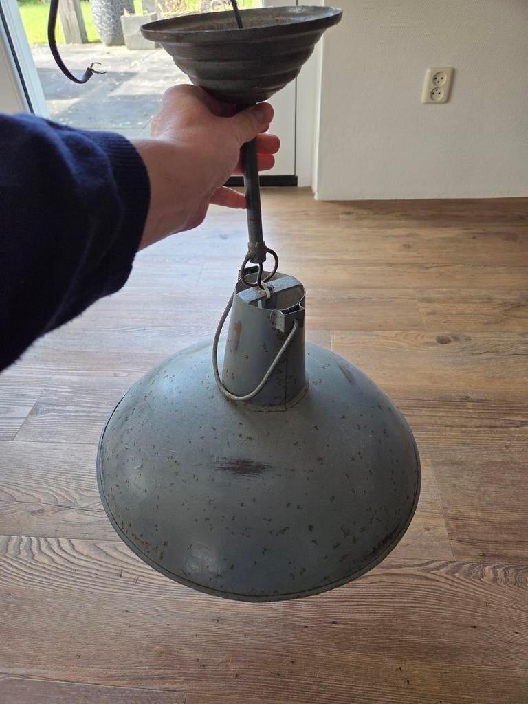 Industriële metalen blauwe hanglamp, Ophalen, Gebruikt, Stoer, landelijk, industrieel, Metaal