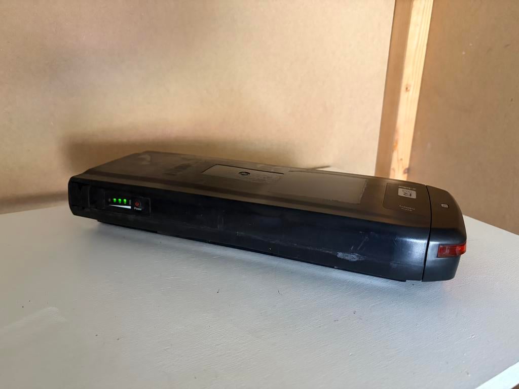 Phylion accu 481 wh + Lader tekoop, Fietsen en Brommers, Fietsaccessoires | Fietsaccu's, Ophalen of Verzenden, Zo goed als nieuw