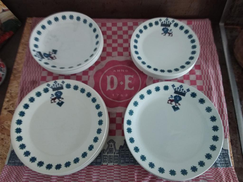 Figgjo menu borden 19 stuks, Huis en Inrichting, Ophalen of Verzenden, Porselein, Overige stijlen, Bord(en)