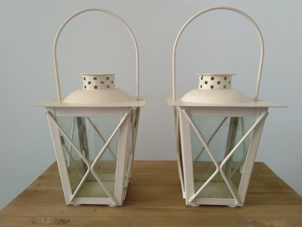 Twee lantaarns/windlichten, z.g.a.n., Ophalen, Zo goed als nieuw, Crème, Metaal