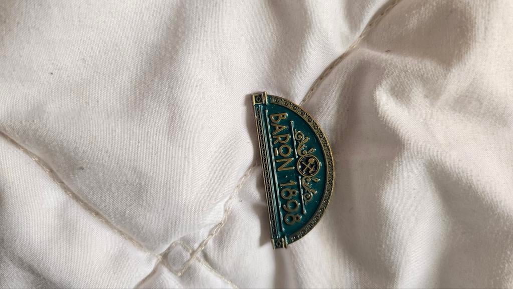 Baron 1898 Efteling Pin, Ophalen of Verzenden, Zo goed als nieuw, Overige onderwerpen, Speldje of Pin