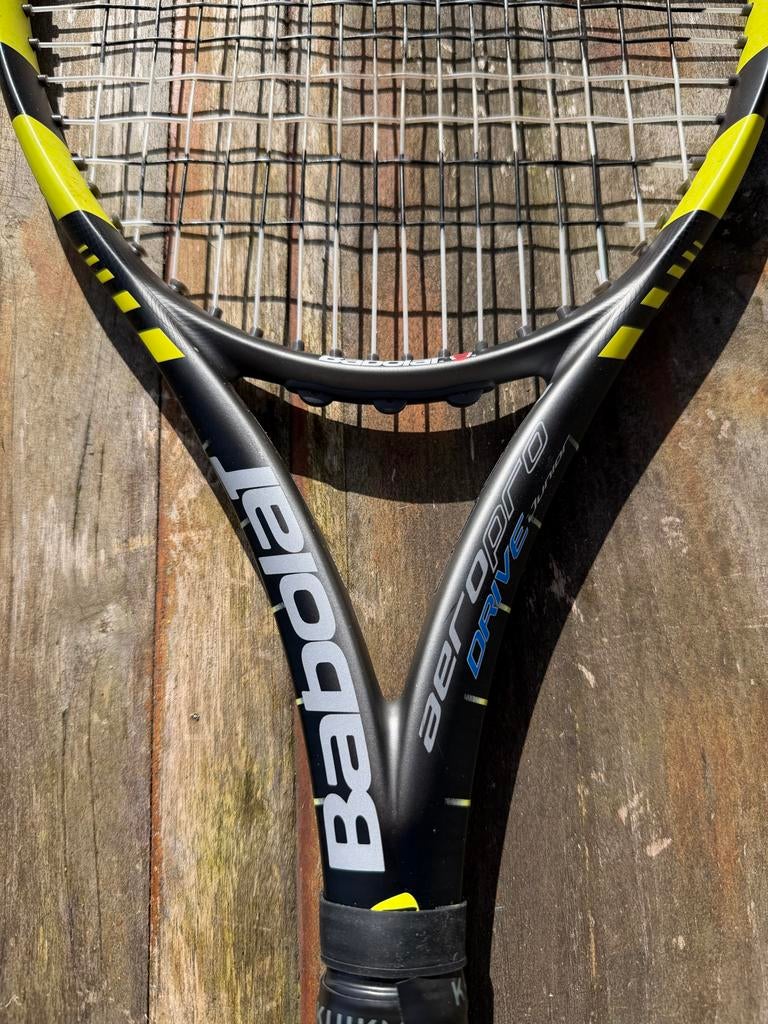 Babolat Tennisracket met hoes en nieuwe grip, Ophalen of Verzenden, Zo goed als nieuw, Racket, Babolat