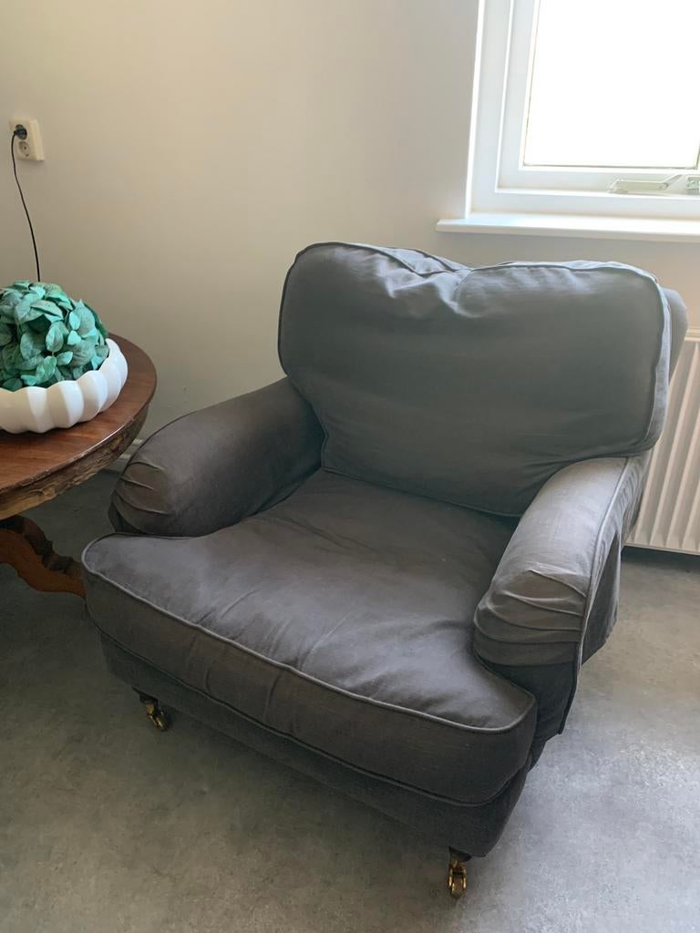 Zeer mooie feauteuil grijs met wieltjes, Huis en Inrichting, Fauteuils, Ophalen, Zo goed als nieuw, 75 tot 100 cm