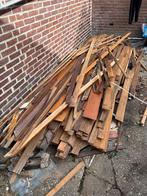 Gebruikt hout om op te stoken. Heel oude Schrootjes, 3 tot 6 m³, Ophalen, Overige houtsoorten