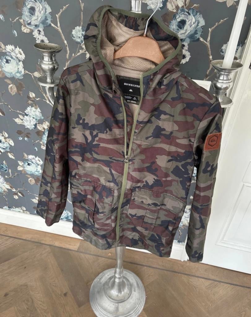 Quiksilver Camo Jas - Maat 12 (L), Kinderen en Baby's, Ophalen of Verzenden, Zo goed als nieuw, Jongen, Jas