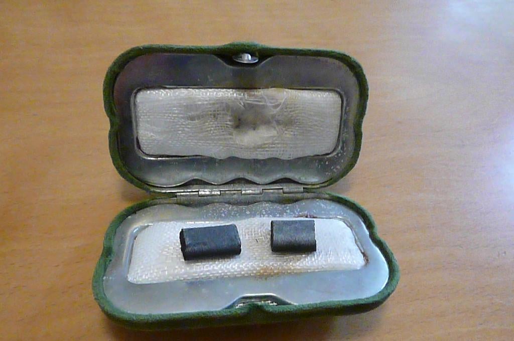 vintage vuursteentjes in een mooi doosje, Ophalen of Verzenden, Overige typen