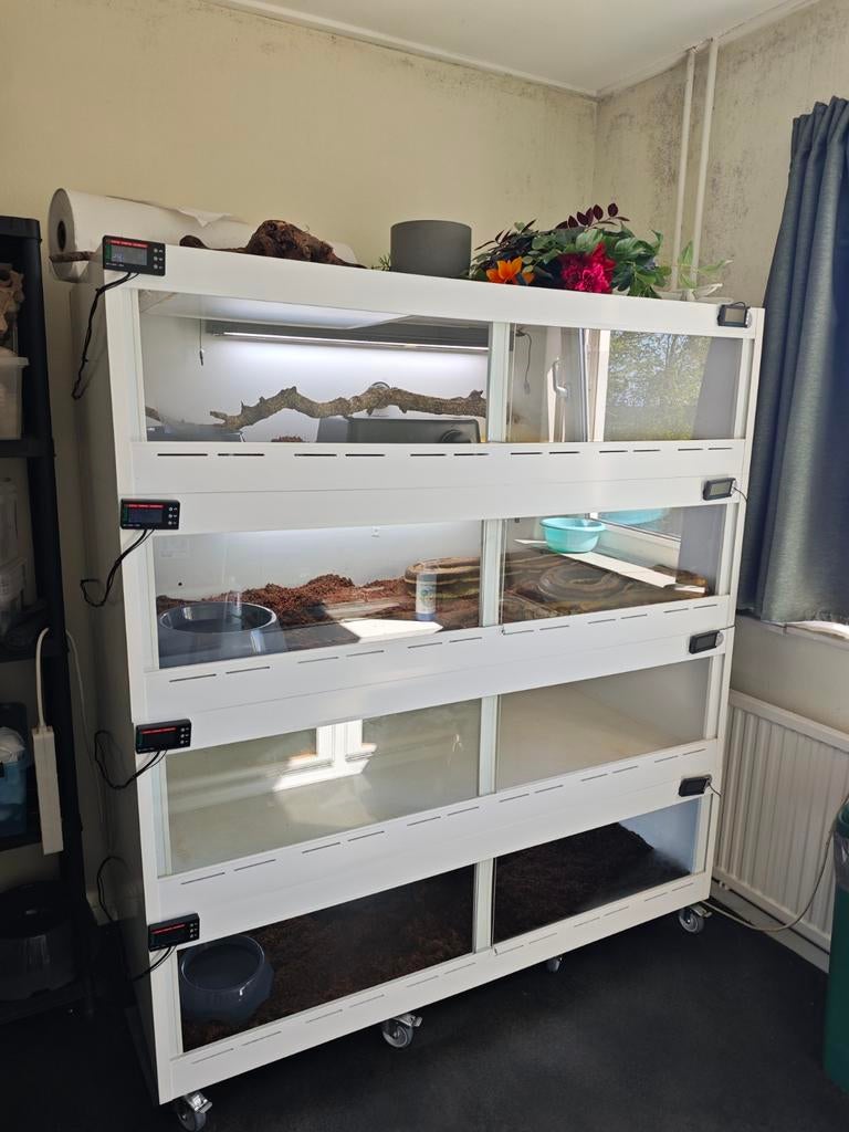 PVC terrarium 150x70x40cm, Dieren en Toebehoren, Ophalen of Verzenden, Zo goed als nieuw, Terrarium of Paludarium