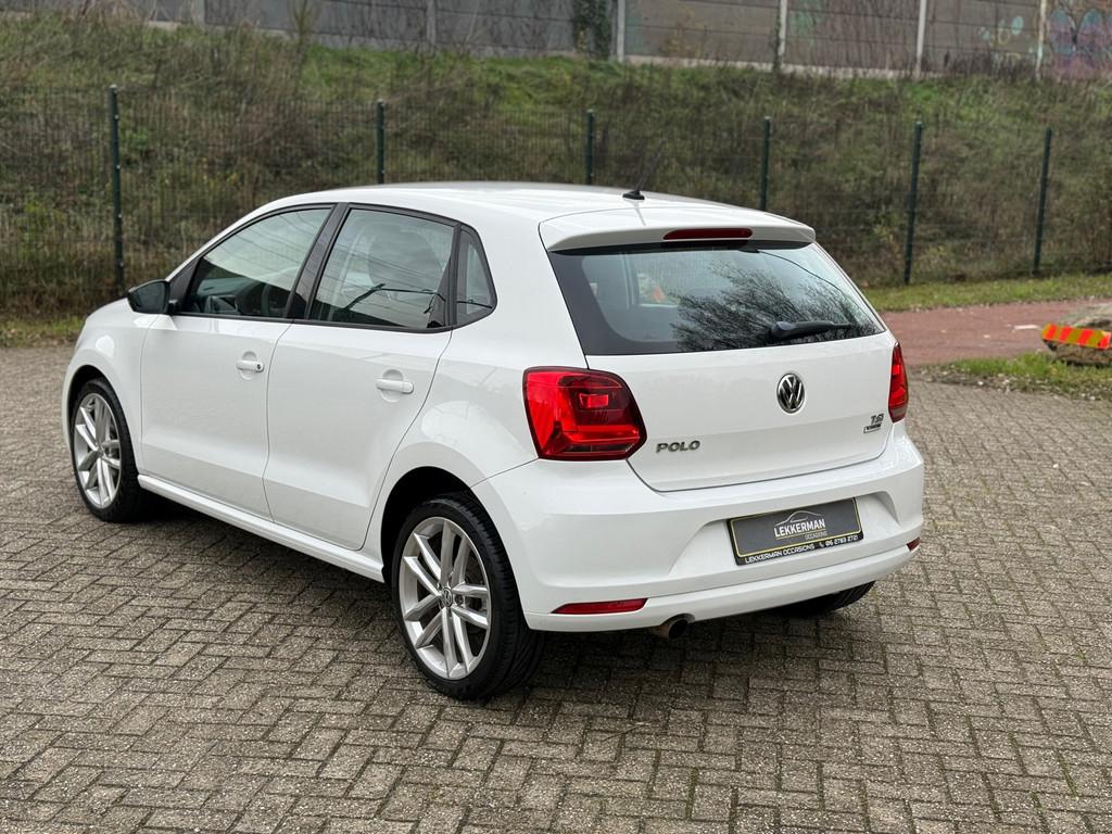 Volkswagen Polo 1.2 TSI Highline 90PK I VELGEN I NWE APK I Z, Auto's, Volkswagen, Gebruikt, Wit, Origineel Nederlands, Bedrijf