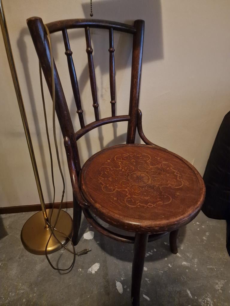 Oude houten stoel, Antiek en Kunst, Ophalen