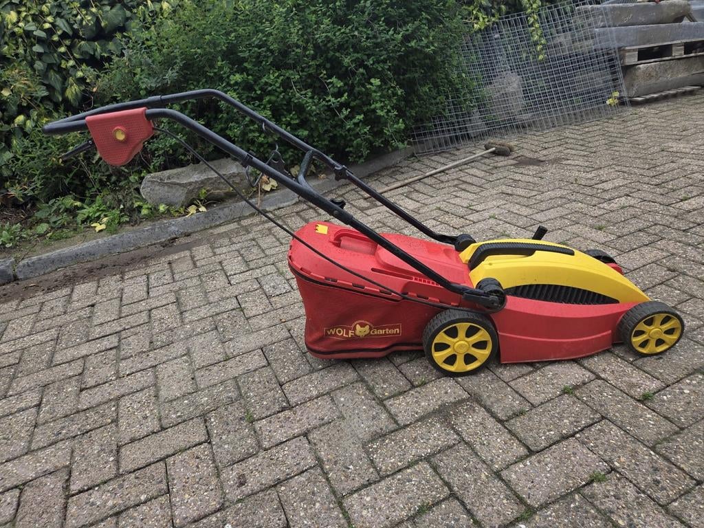 Elektrische grasmaaier - goed werkend, Ophalen, Elektrische grasmaaier, Opvangzak, Wolf Garten